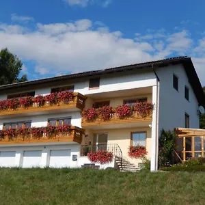 Apartment Hirtreiter, Lalling
